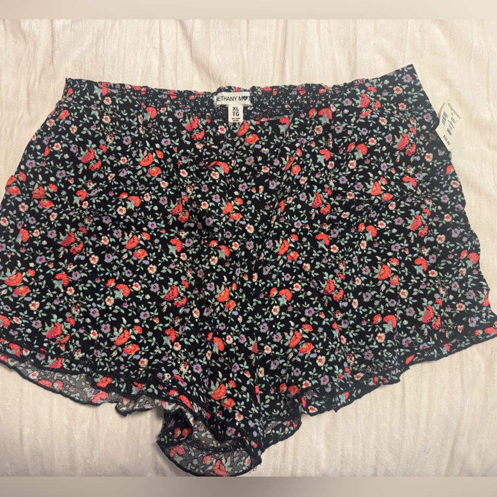 Women’s lightweight floral shorts